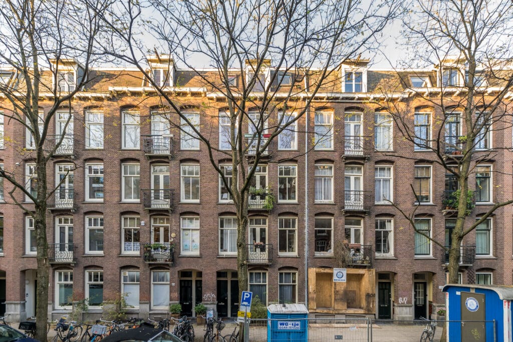 Amsterdam, dubbele bovenwoning, de Pijp, goede makelaar