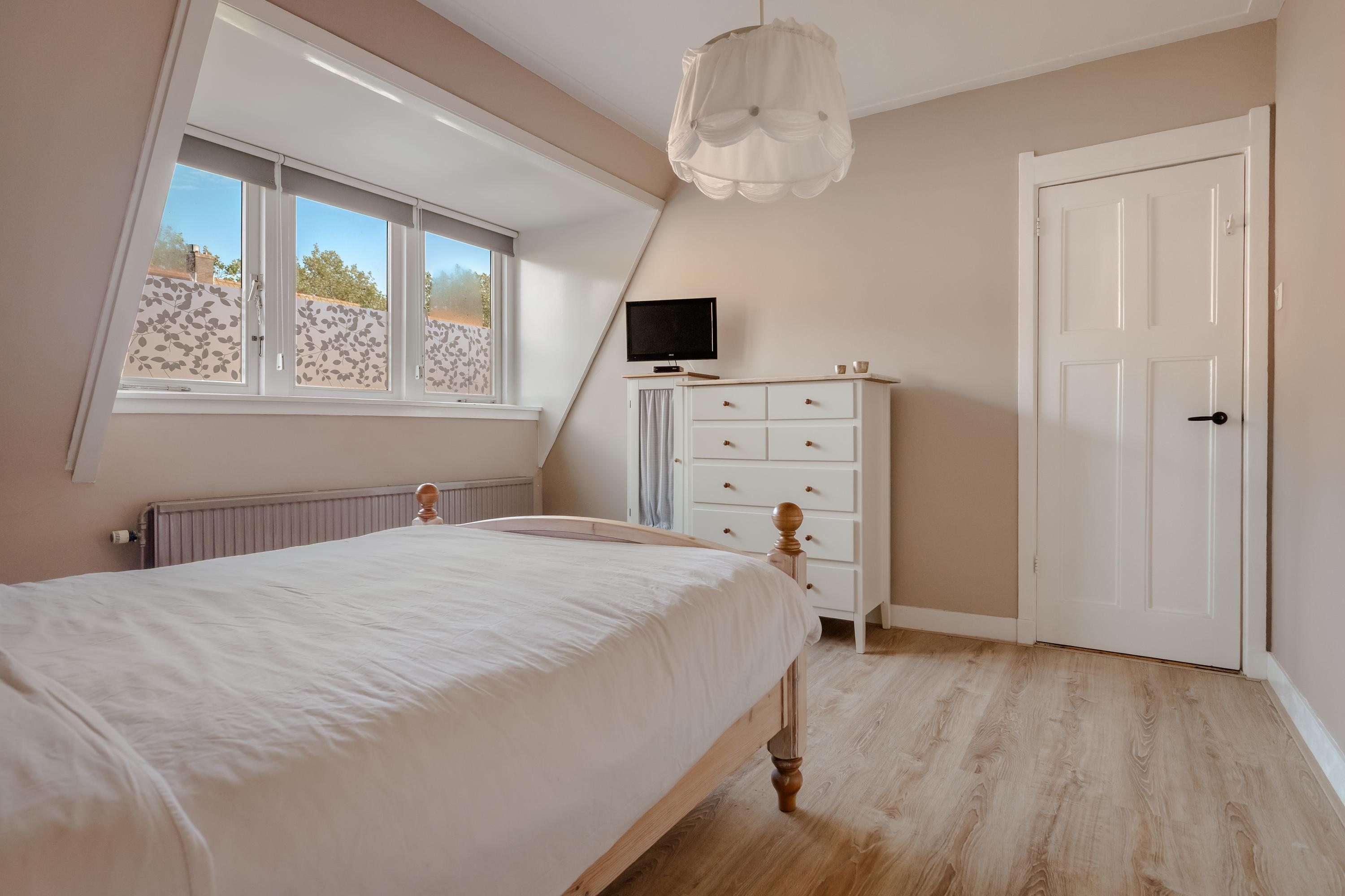 Tussenwoning te koop: Hildegondestraat 3, Bussum