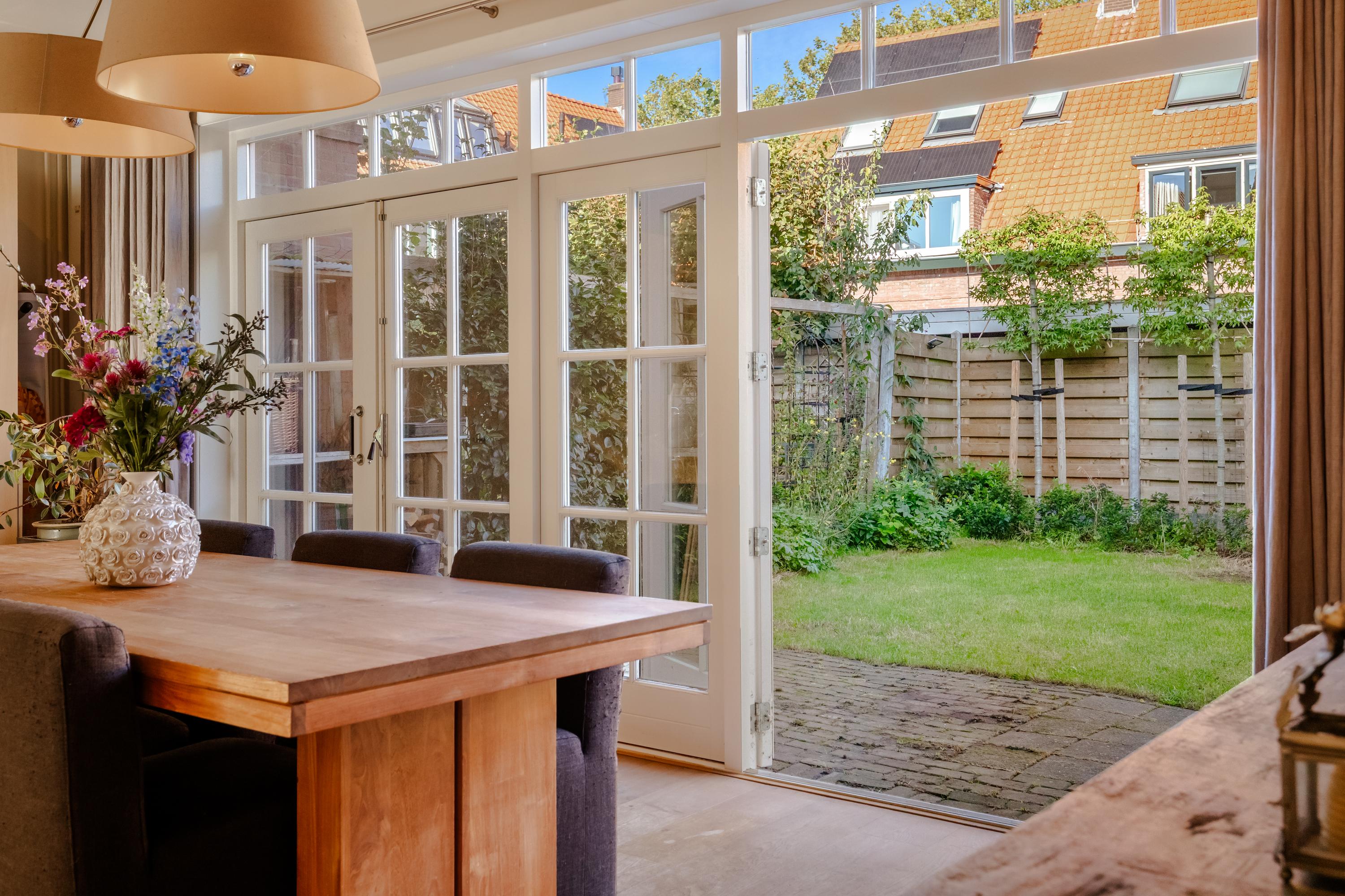 Tussenwoning te koop: Hildegondestraat 3, Bussum