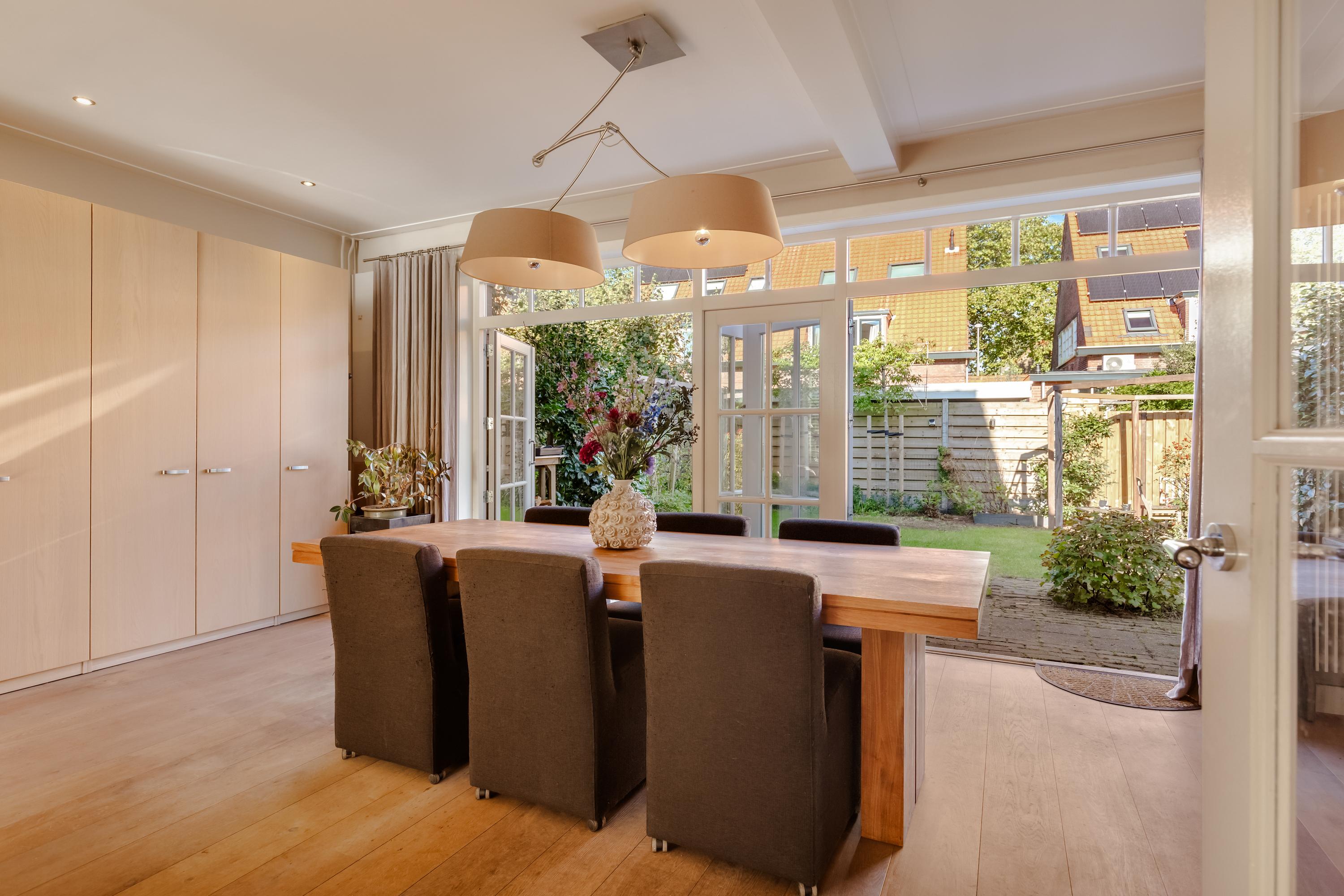 Tussenwoning te koop: Hildegondestraat 3, Bussum
