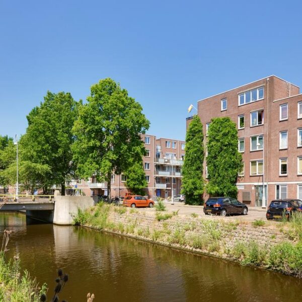 Le Mairekade 54